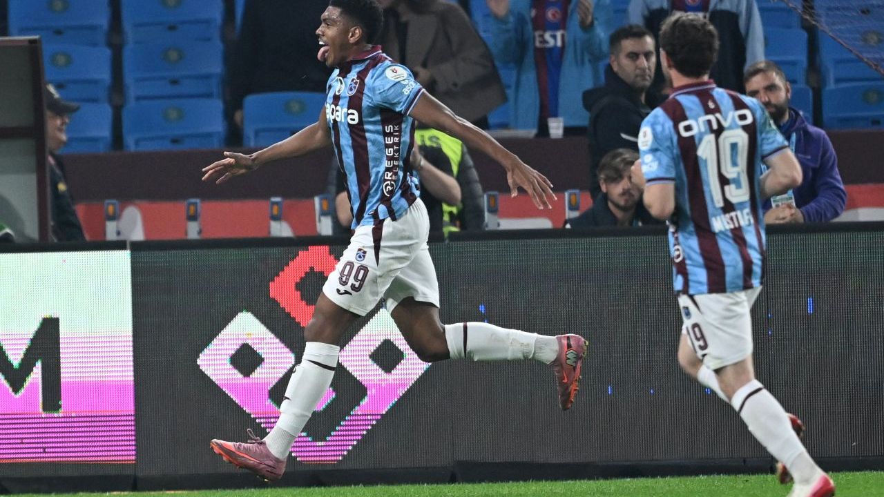 Trabzonspor, Eyüpspor’u 2-0 Mağlup Etti, Serisini 4 Maça Çıkardı!