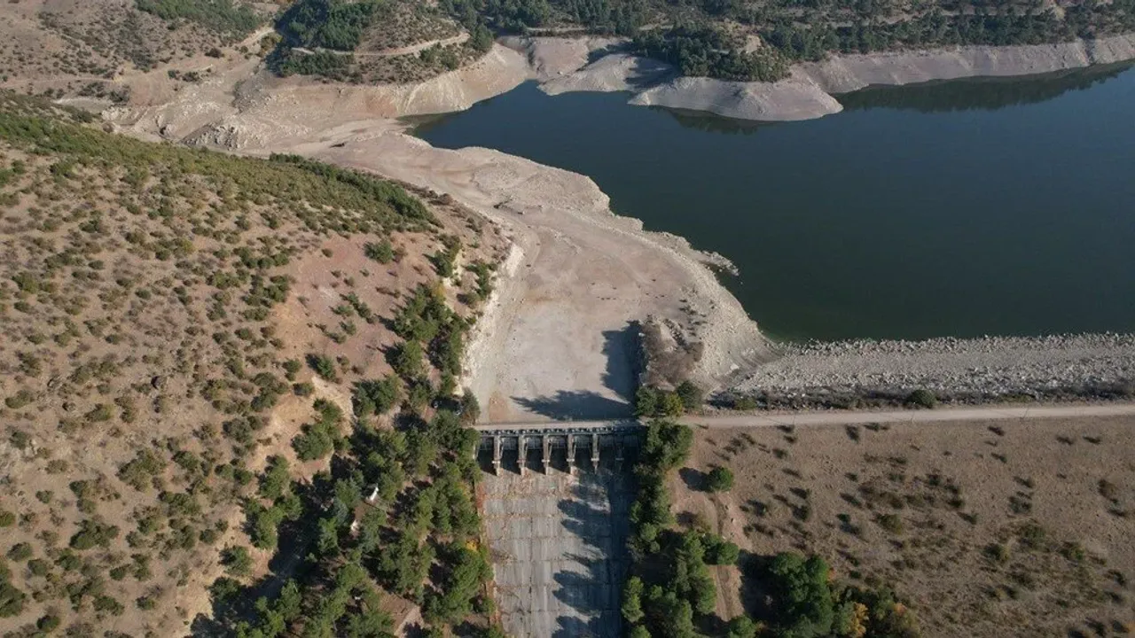 Deprem bölgesindeki 28 baraj ve 38 gölet ne durumda?
