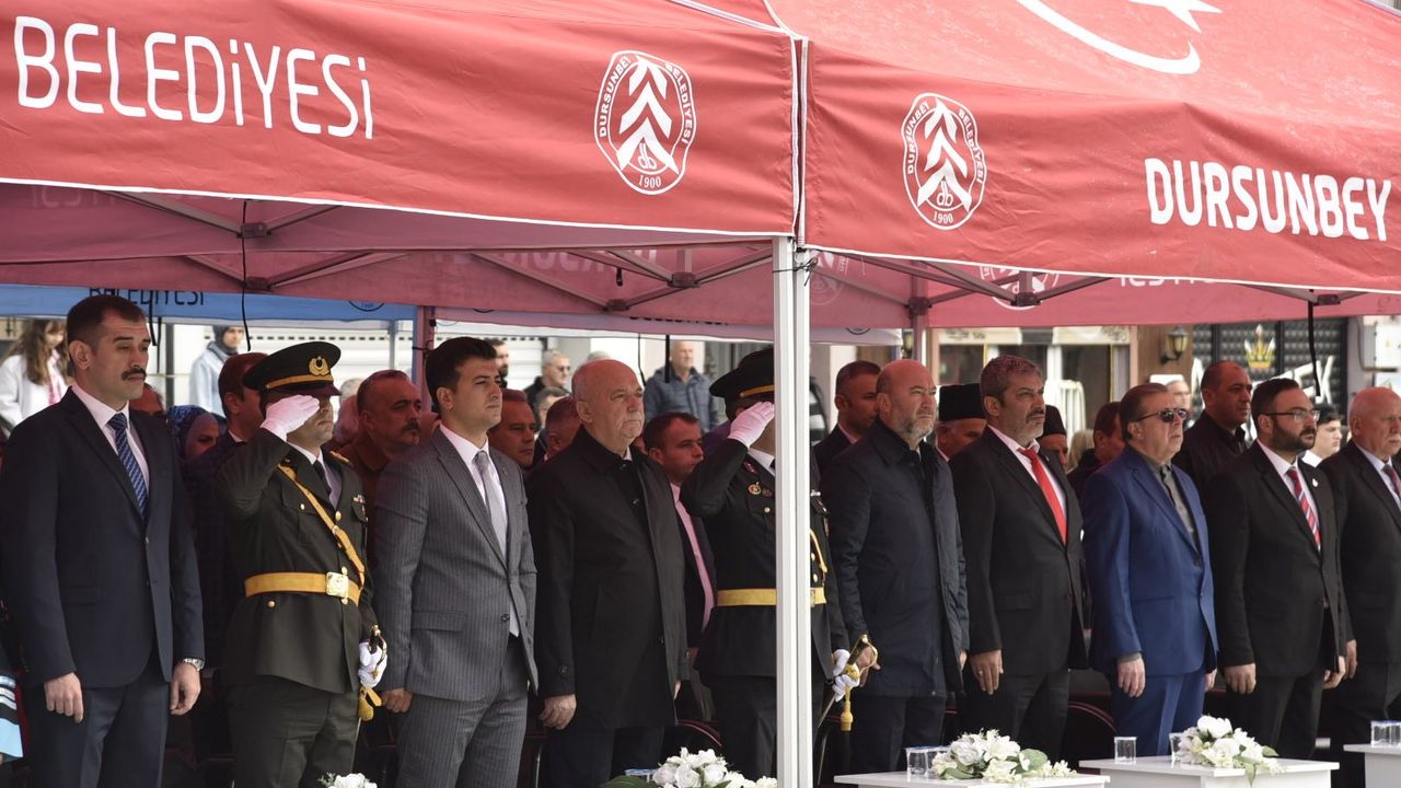 Cumhuriyet’in 102. Yılı Dursunbey’de Coşkuyla Kutlandı