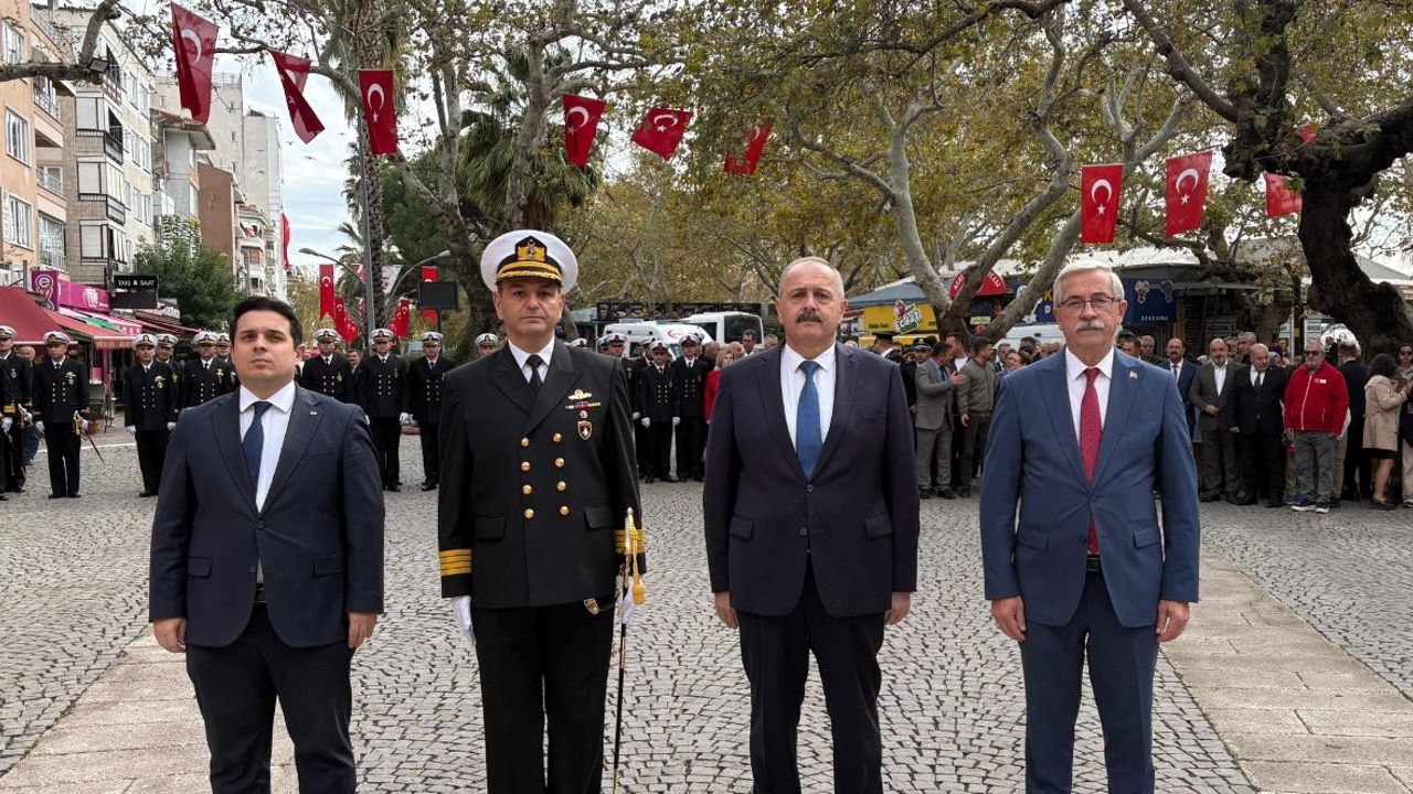 Erdek’te 29 Ekim Coşkusu: Cumhuriyet’in 102. Yılı Kutlandı