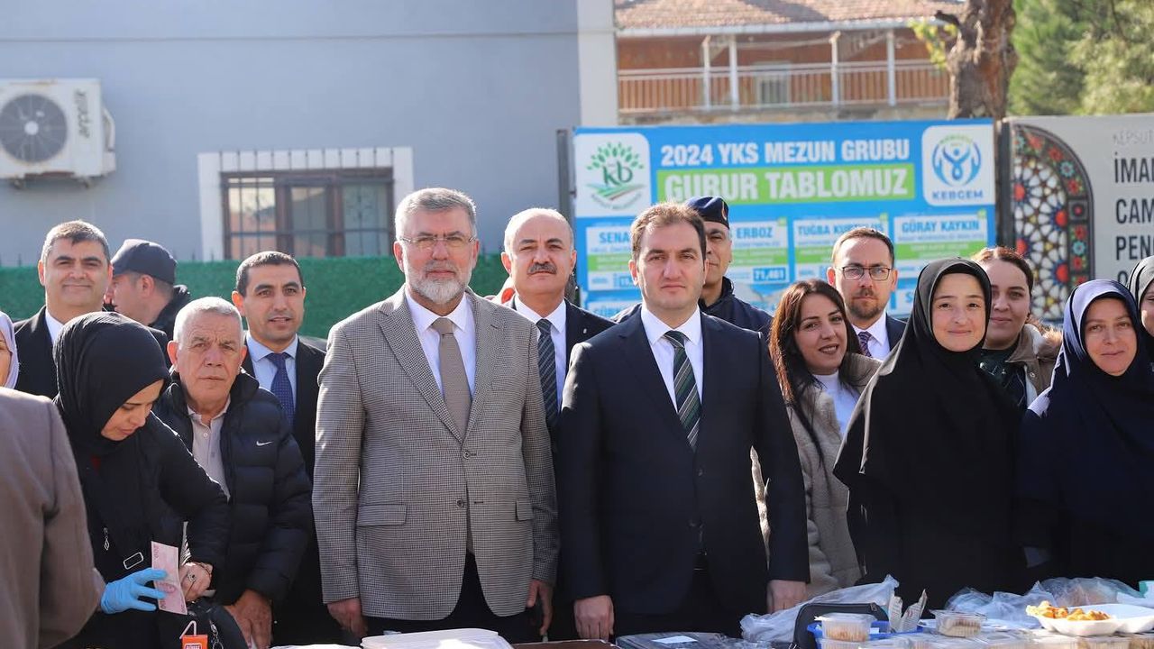 Kepsut’ta “Gazze’ye Gönül Köprüsü” Kermesi Düzenlendi