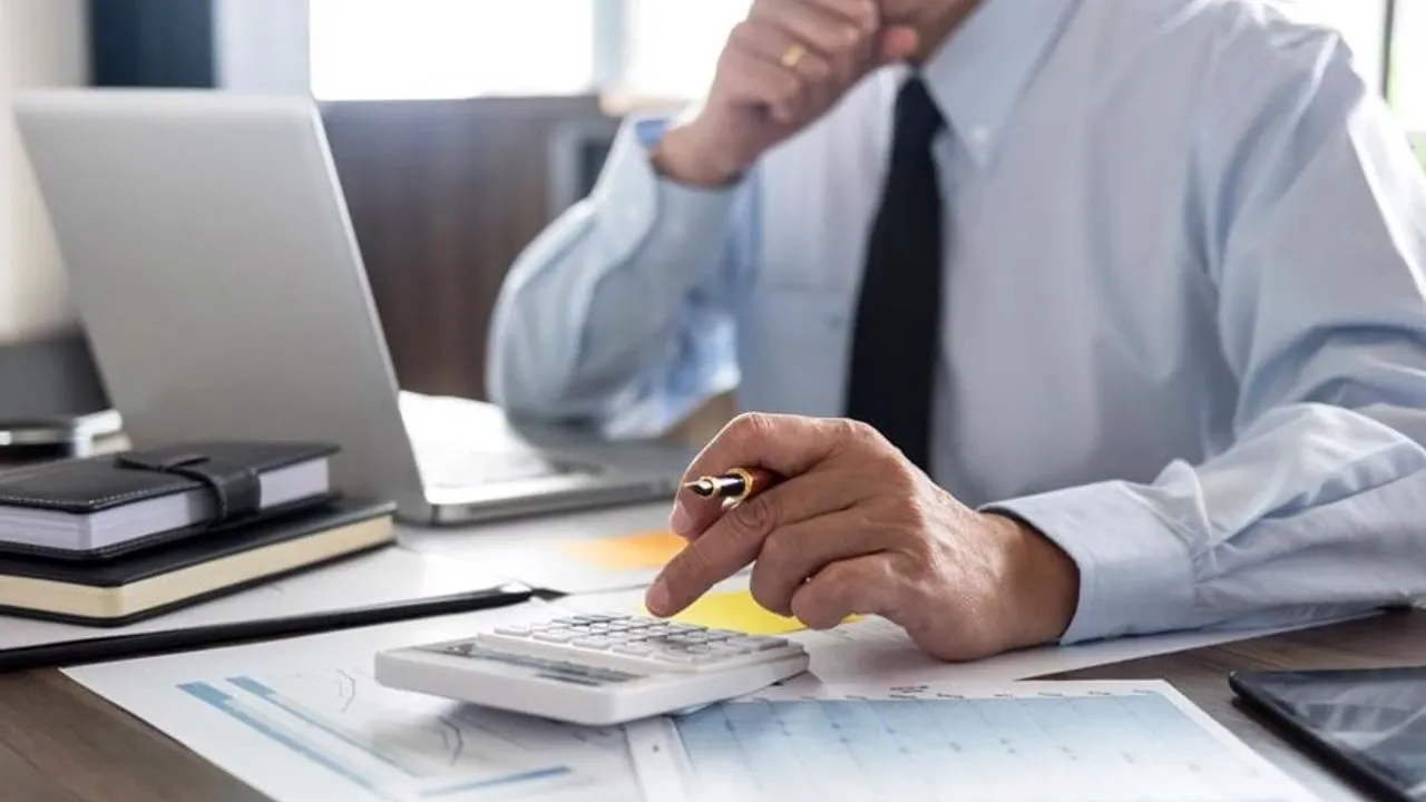 Kamuda Evden, Kısa ve Hibrit Çalışma Dönemi Başlıyor! Kimler Evden Çalışabilecek? Ne Zaman Başayacak?