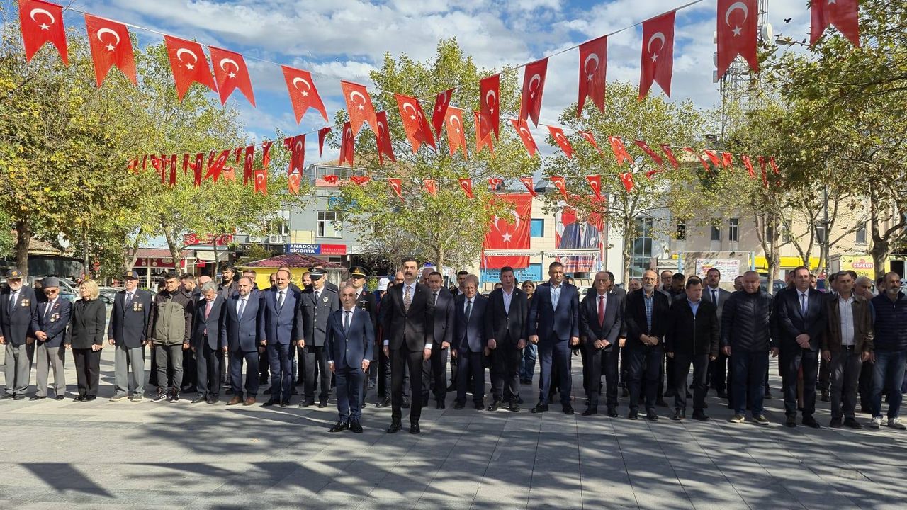 Manyas’ta 29 Ekim Coşkusu: “Cumhuriyetimize Minnetle Sahip Çıkıyoruz”