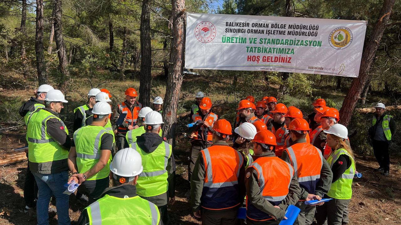 Balıkesir Orman Bölge Müdürlüğü’nde Eğitimler Tüm Hızıyla Devam Ediyor