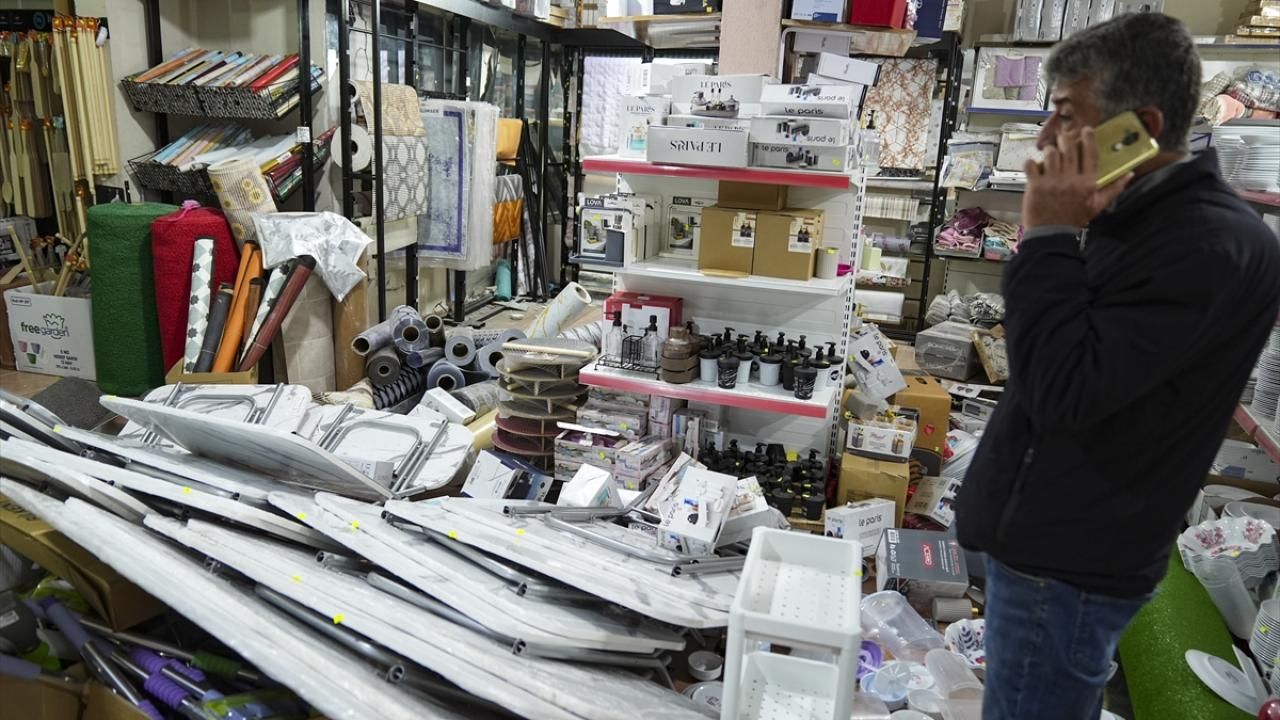 Sındırgı’da 85 İş Yeri Hasar Gördü! Esnaftan Devlete Borç Erteleme ve Destek Çağrısı!