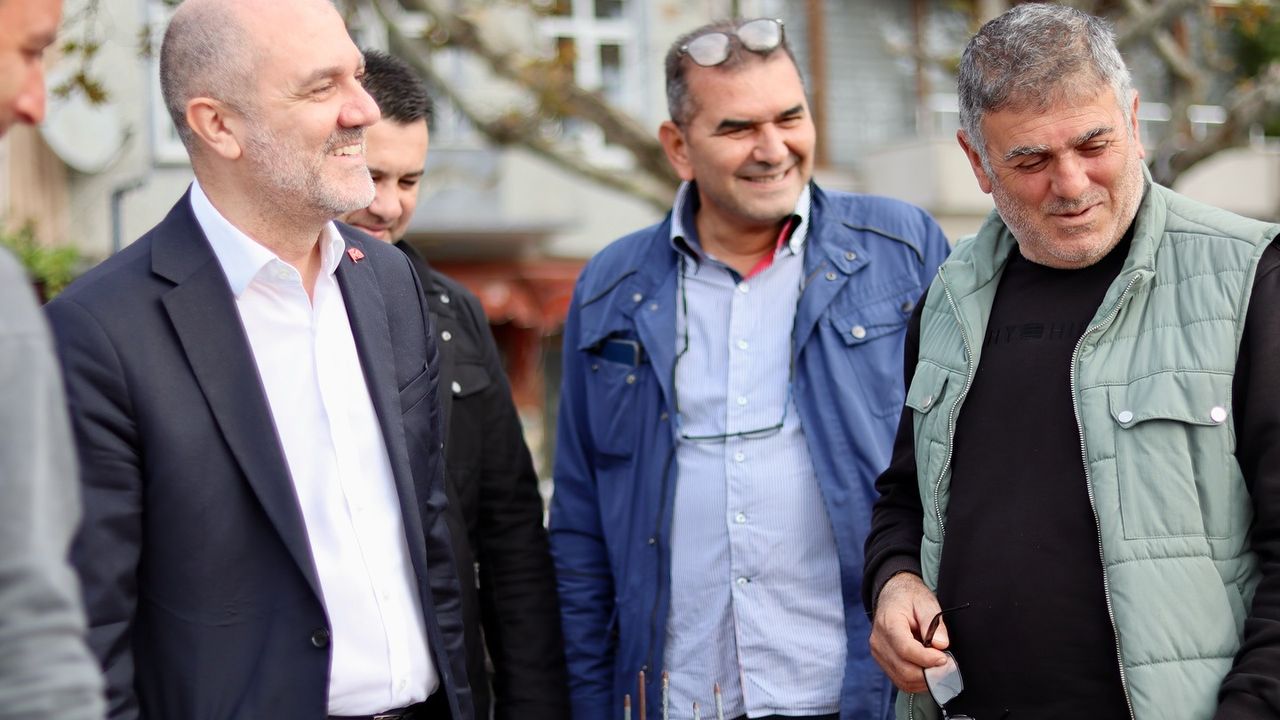 Marmara Adalar Belediye Başkanı Aydın Dinçer’den Esnaf Ziyareti: “Birlikte Yönetim, Birlikte Marmara”