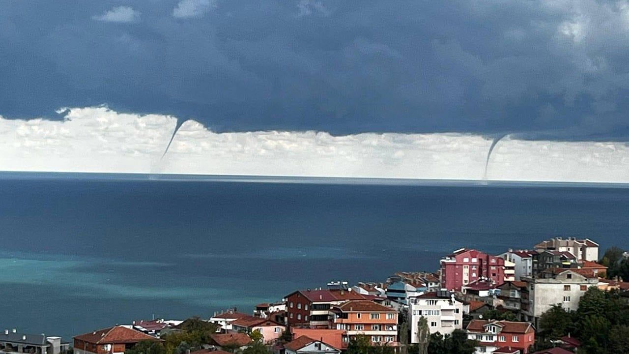 Zonguldak Açıklarında Üç Su Hortumu Oluştu! Uzmanlardan “Dikkatli Olun” Uyarısı