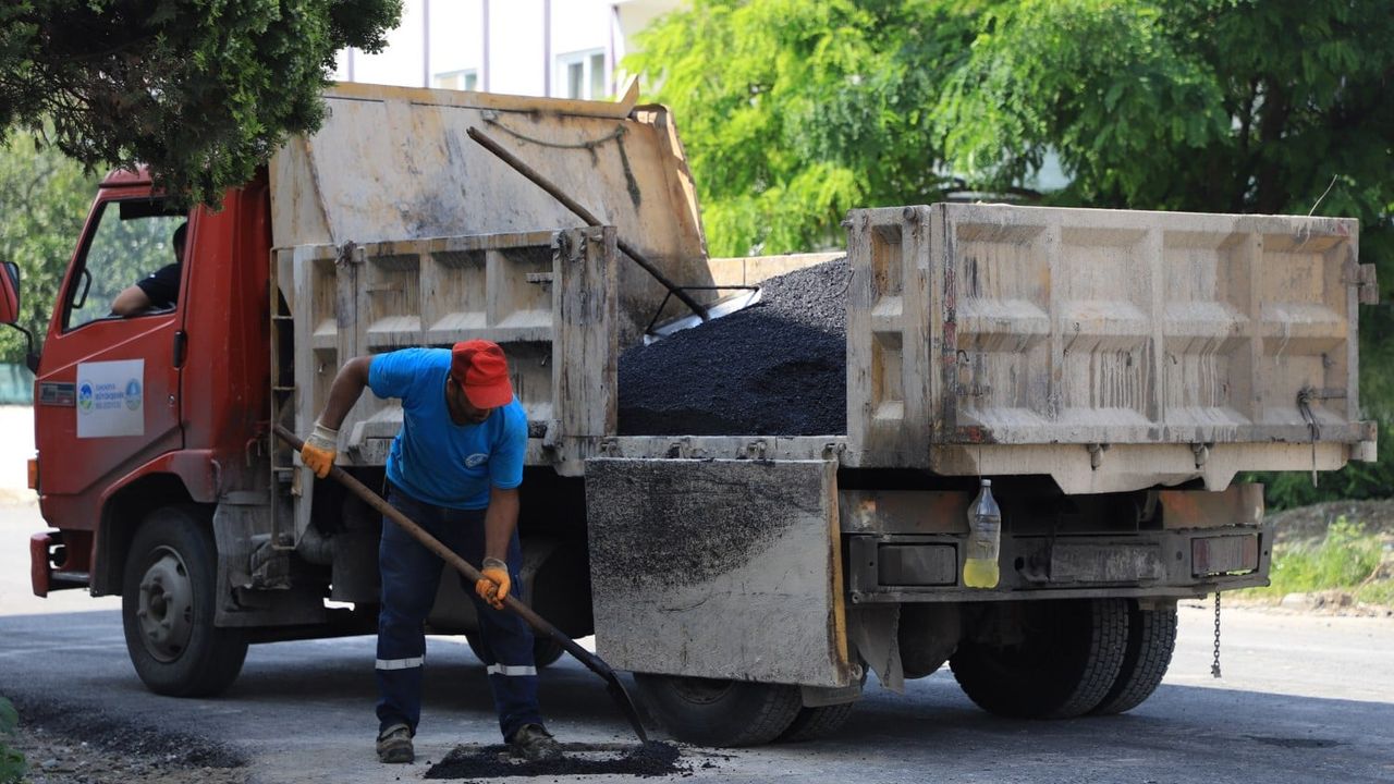 Rögar kapakları yol seviyesine getiriliyor