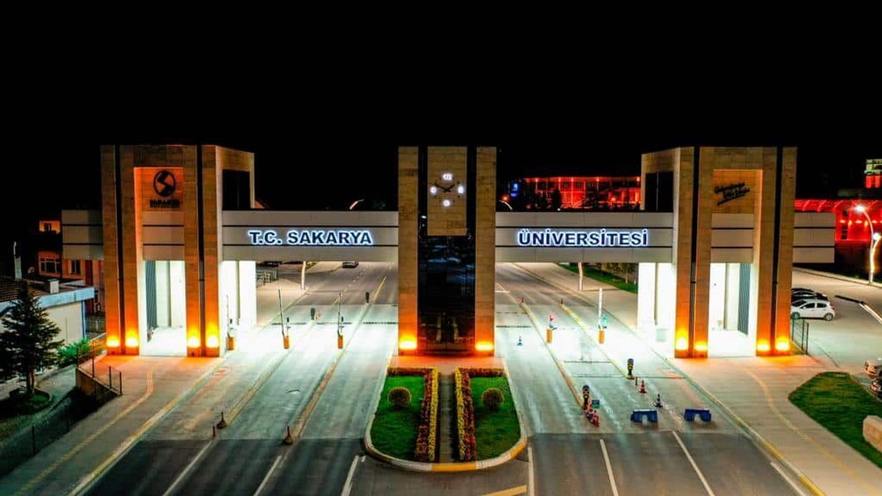 Sakarya Üniversitesi akademik ve bilimsel çalışmalarıyla "araştırma üniversitesi" olma hedefine doğru ilerliyor