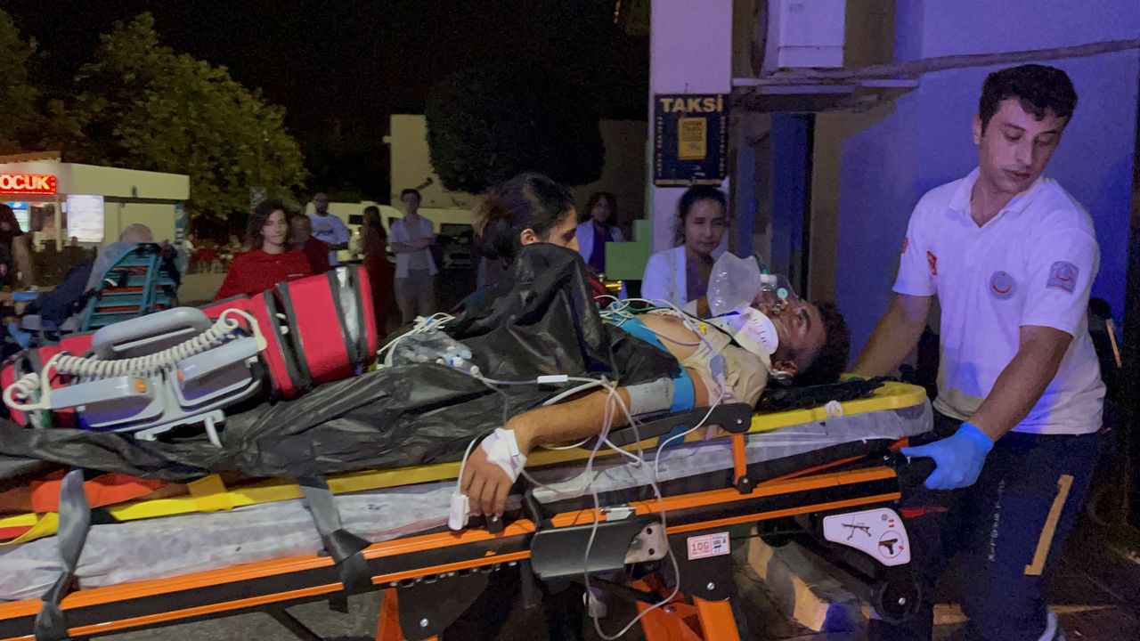 İki zodyak botun çarpışması sonucu 1 kişi hayatını kaybetti, 1 kişi ağır yaralandı