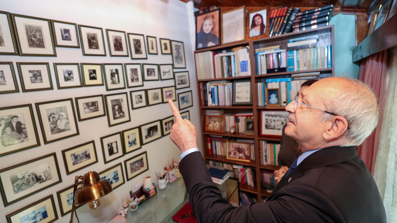 Kılıçdaroğlu katledilişinin 24. yılında Ahmet Taner Kışlalı'nın eşini ziyaret etti