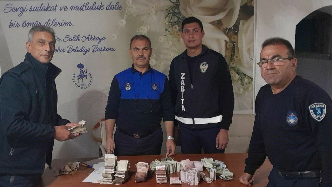 Dilencinin üzerinden 26 bin 212 lira çıktı