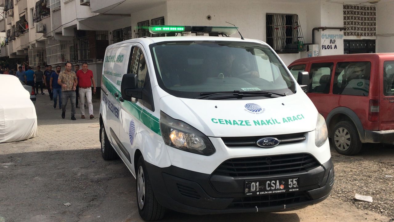 Tartıştığı eşini tabancayla vurarak öldürdü