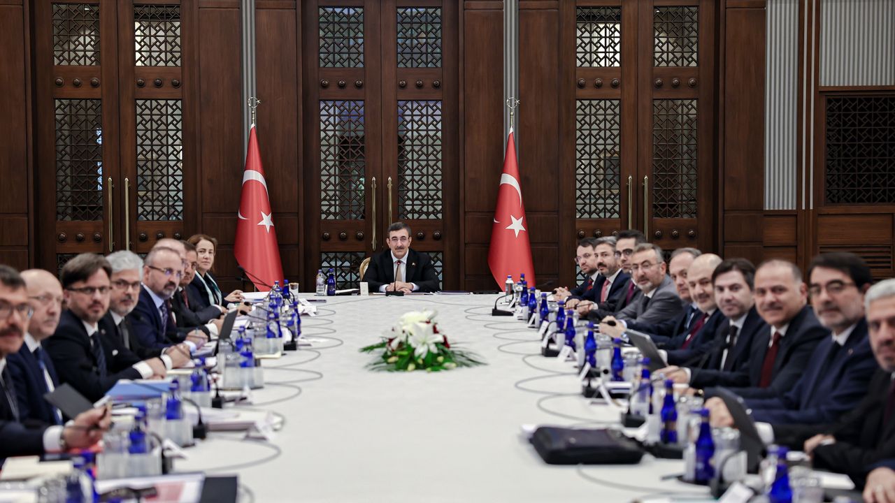 Cumhurbaşkanı Yardımcısı Yılmaz: Yapay Zeka Ayna Komitesi'ni kurduk