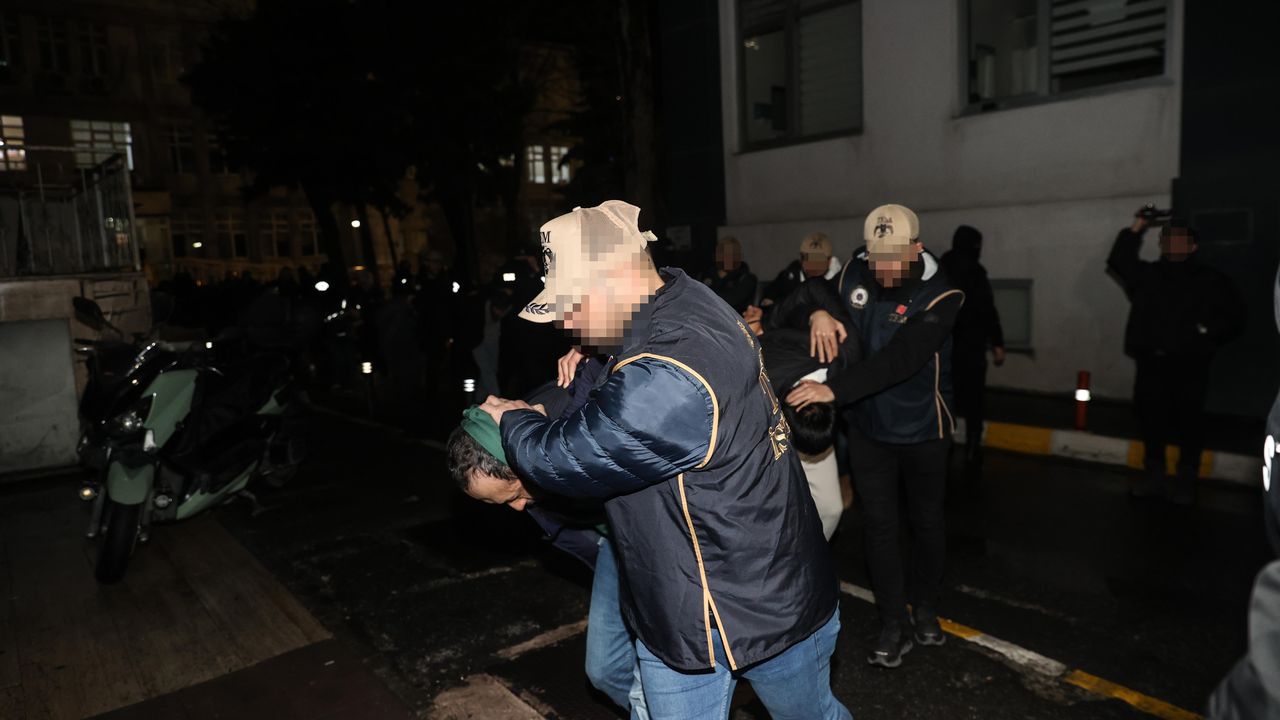 Santa Maria Kilisesi’ndeki saldırıya ilişkin gözaltına alınan zanlılar sağlık kontrolünden geçirildi