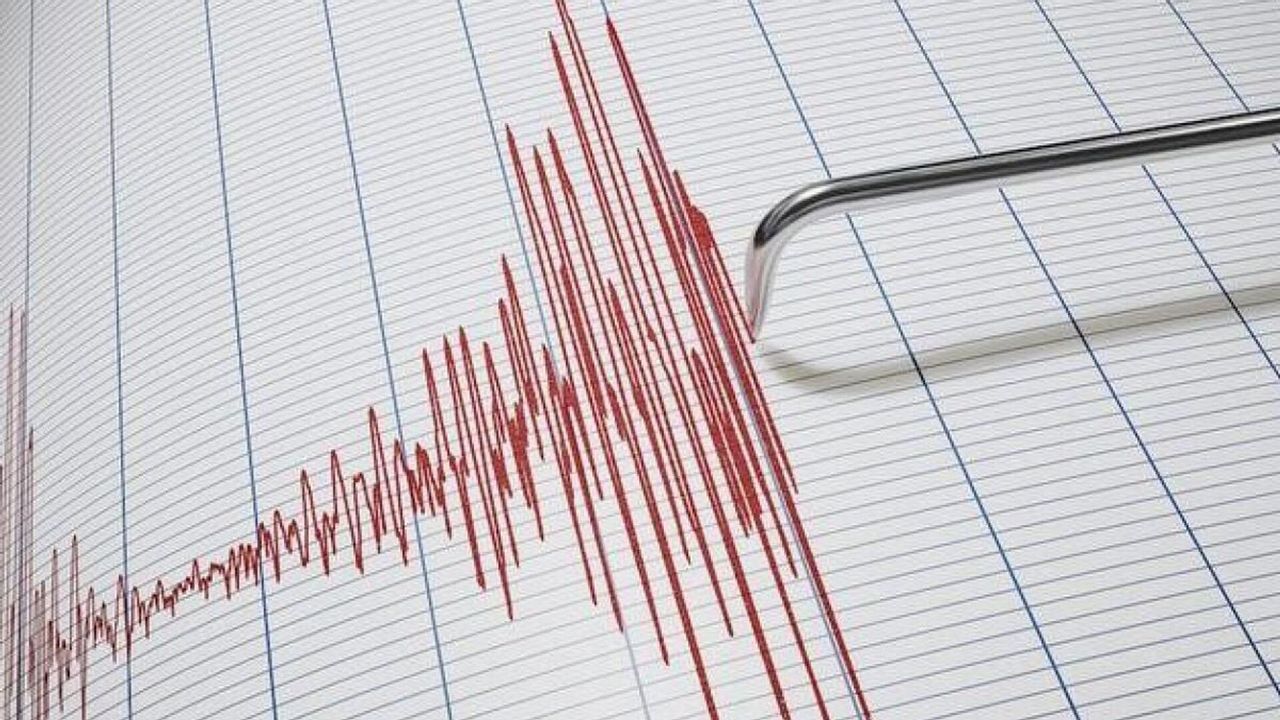 Balıkesir sallandı! Şehir merkezine 2 km uzaklıkta 3 büyüklüğünde deprem meydana geldi