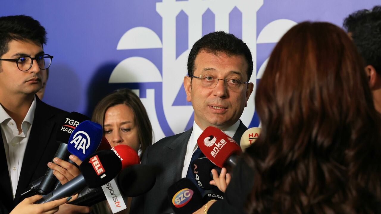 "Bakan olamazsın demedim, köfteci olamazsın dedim!"