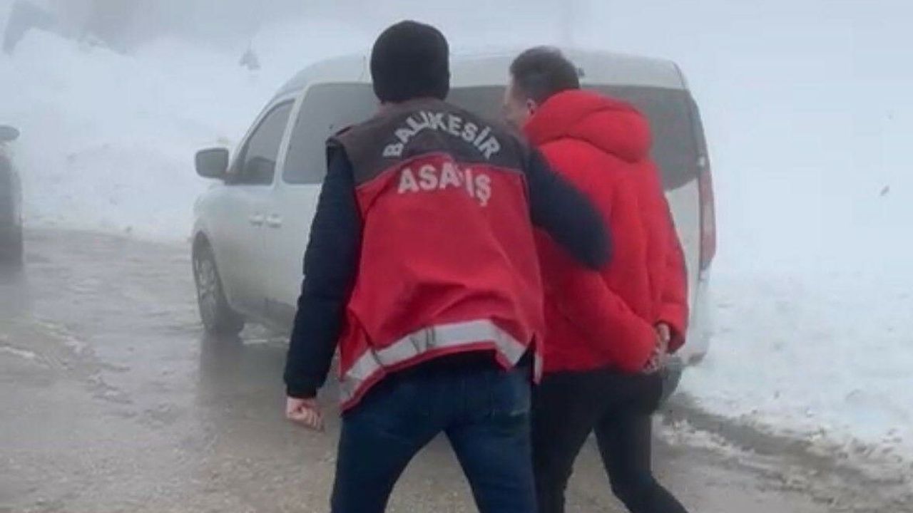 Balıkesir'de bir evden hırsızlık yapan şüpheli, Bursa'da yakalandı