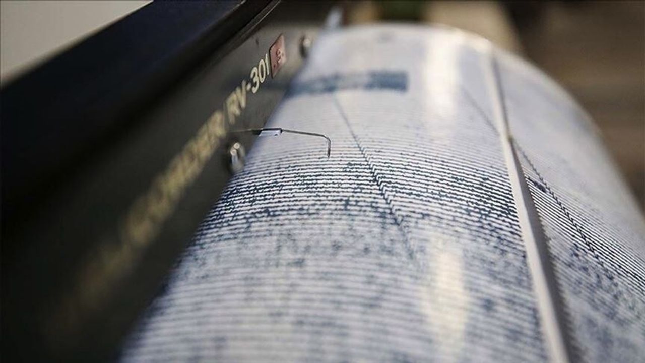 Karadeniz'de 4 büyüklüğünde deprem meydana geldi