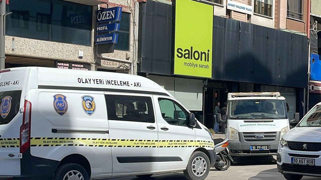 Bandırma'da korkunç olay! Cam silerken 6. kattan düşen kadın öldü!