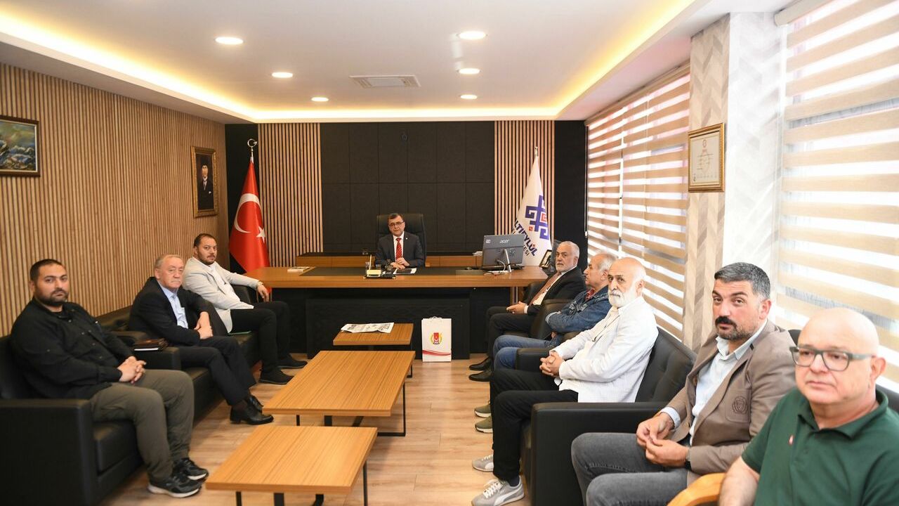 Balıkesir Gazeteciler Cemiyetinden Altıeylül Belediye Başkanı Hakan Şehirli'ye ziyaret