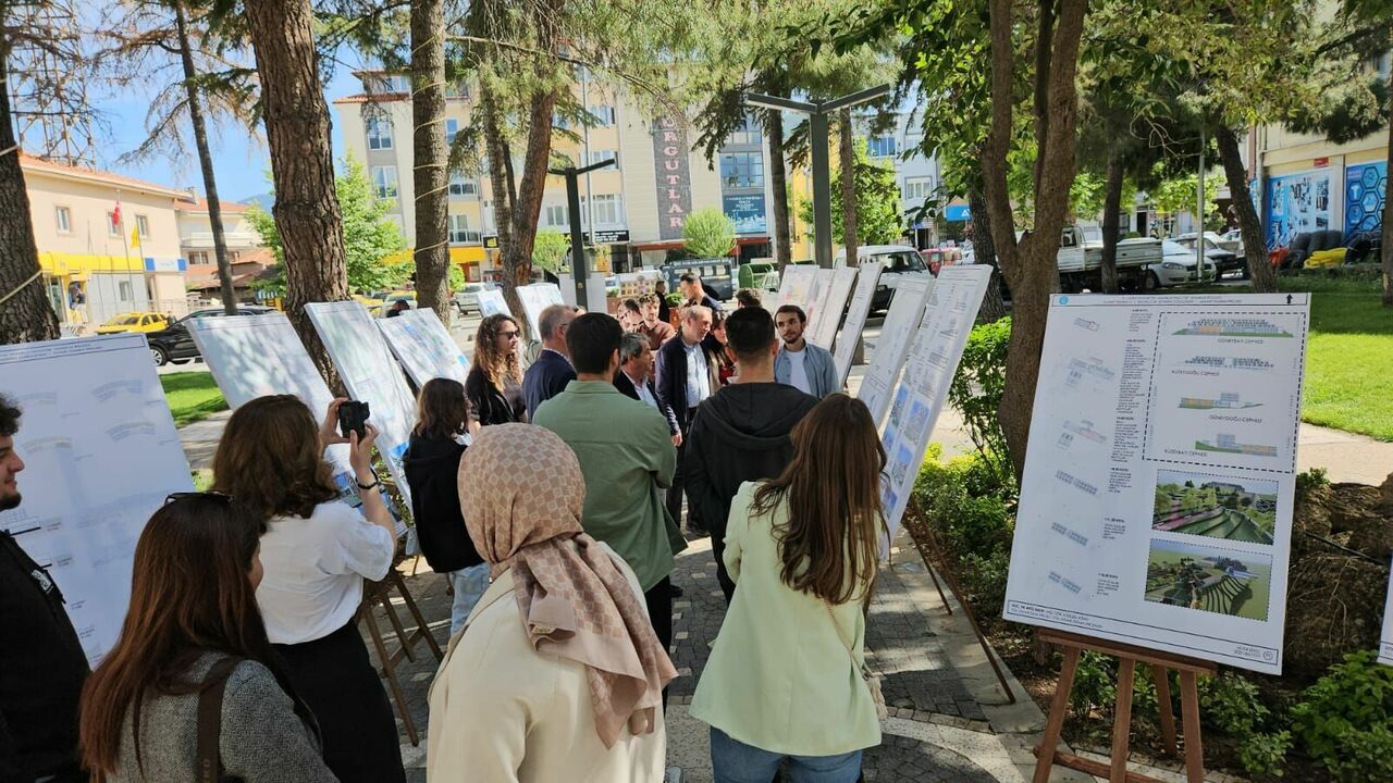 Sındırgı'da "Jeopark Düzenlemesi Mimari Tasarım Proje Sergisi" düzenlendi