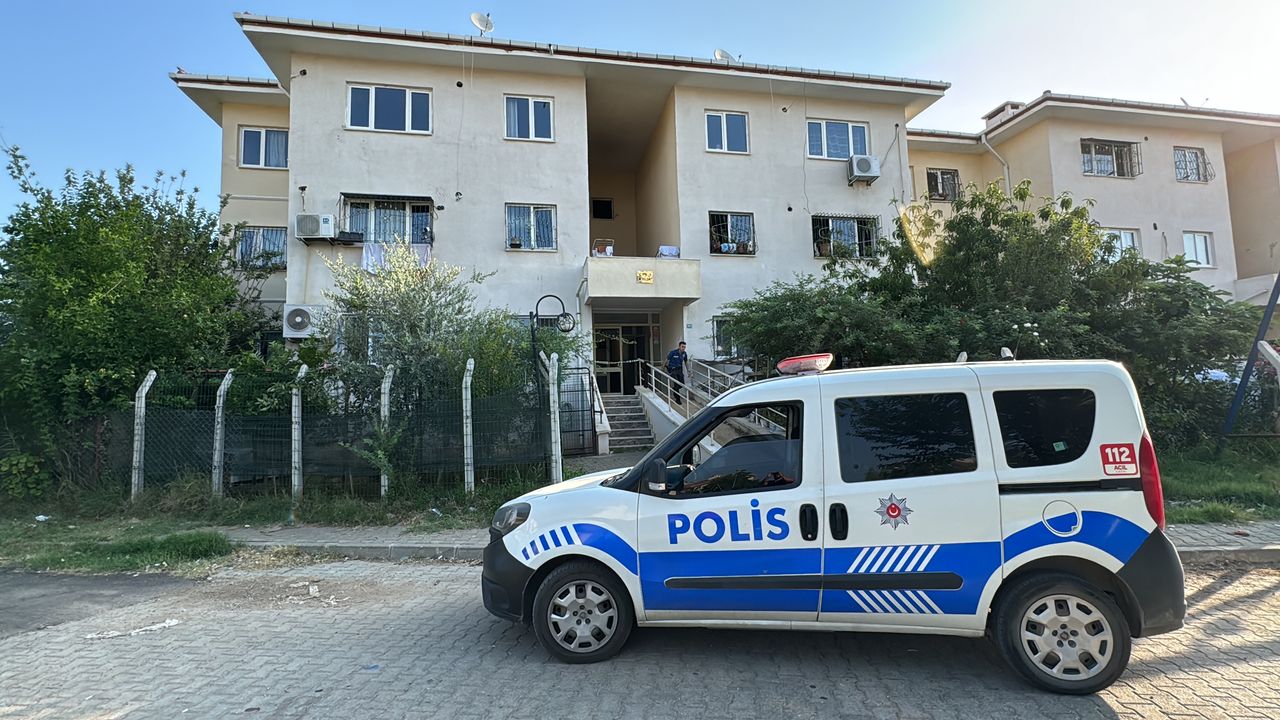 Anne ve oğlu apartman yangınında can verdi