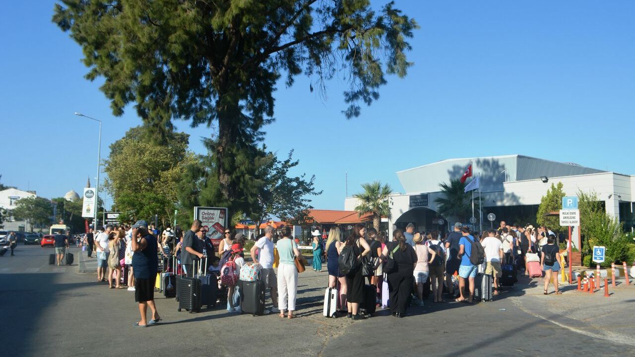 15 Temmuz tatili boş geçmesin! Midilli'ye akın...