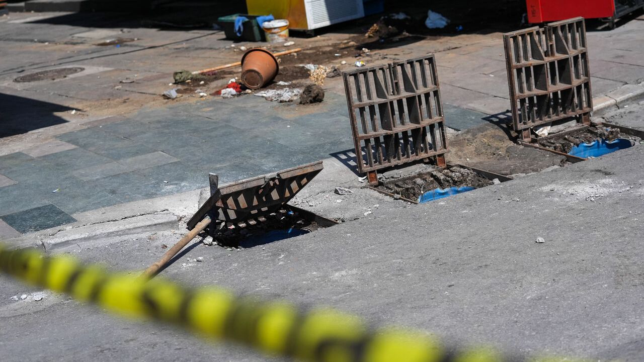 İzmir'de 2 kişinin elektrik akımından ölmesiyle ilgili 29 kişi hakkında gözaltı kararı