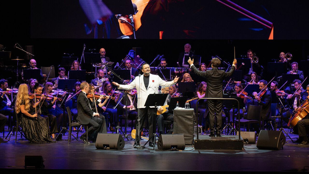 Limak Filarmoni Orkestrası "mühendis kızlar" için sahne aldı