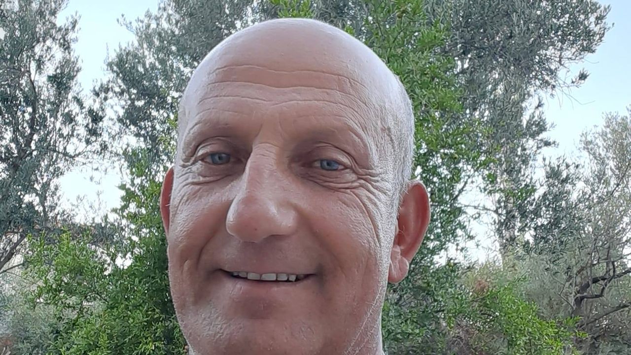 Edremit'te kayıp aranıyor! 52 yaşındaki şahıstan 2 gündür haber alınamıyor!