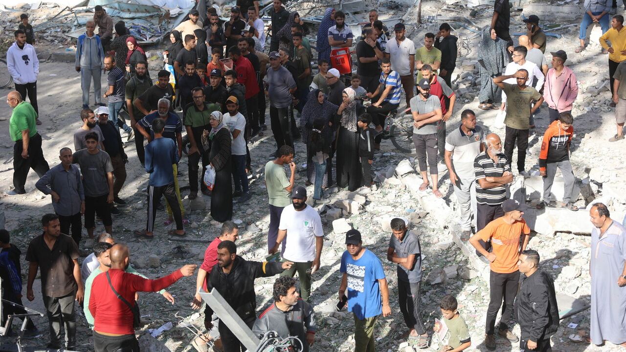 İsrail Gazze mülteci kampındaki BM okulunu bombaladı