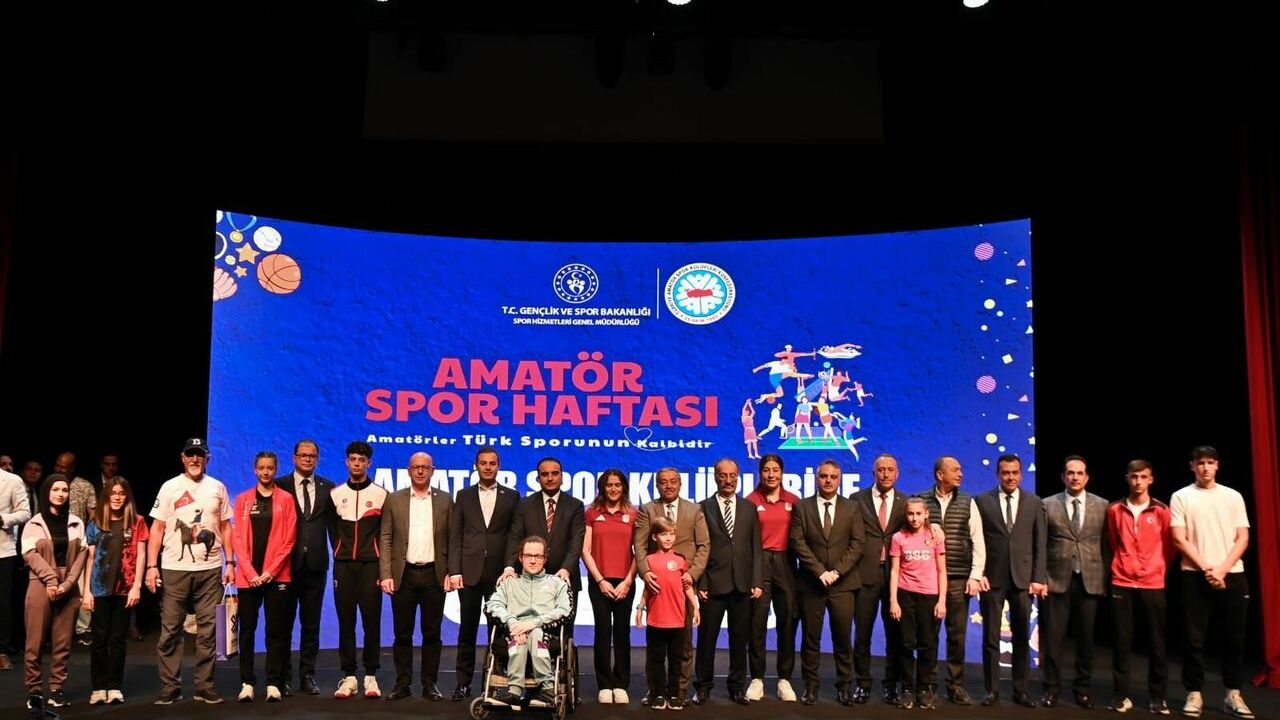 Büyükşehir Belediyesi'nden amatör kulüplere 50 milyon lira destek