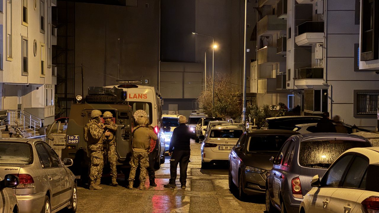 Balıkesir'de bir kadın bıçaklı saldırıya uğradı!