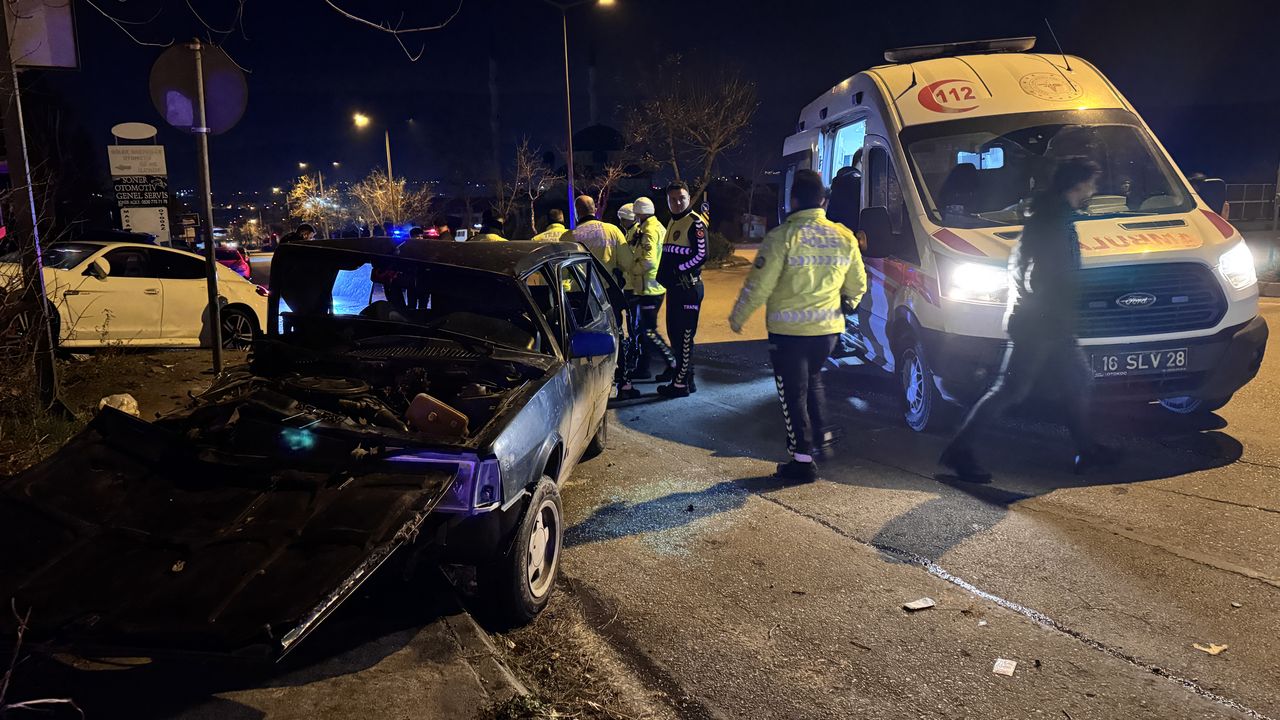 2 otomobilin karıştığı kazada 1 kişi ağır yaralandı