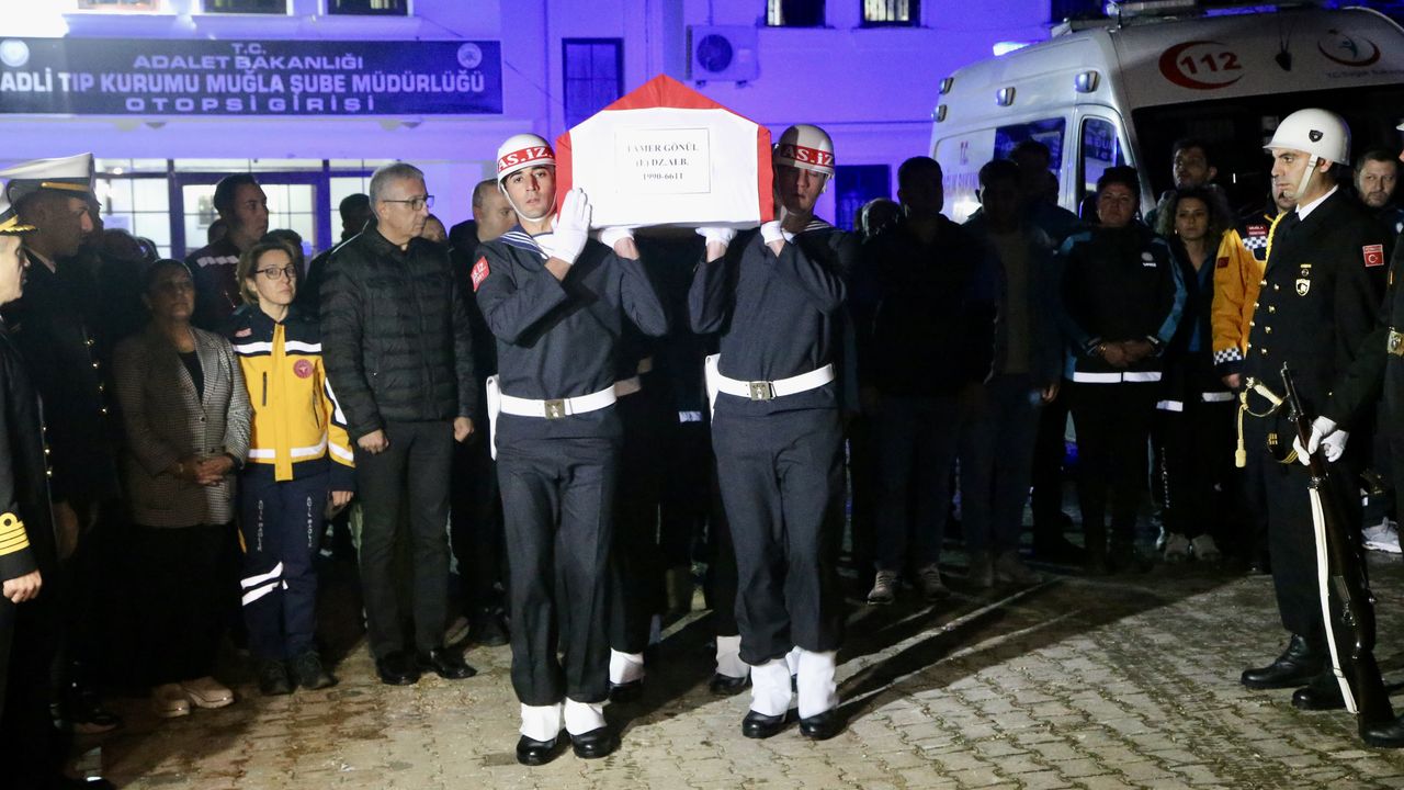 Helikopter kazasında ölenlerin cenazeleri Antalya ve Mersin'e gönderildi
