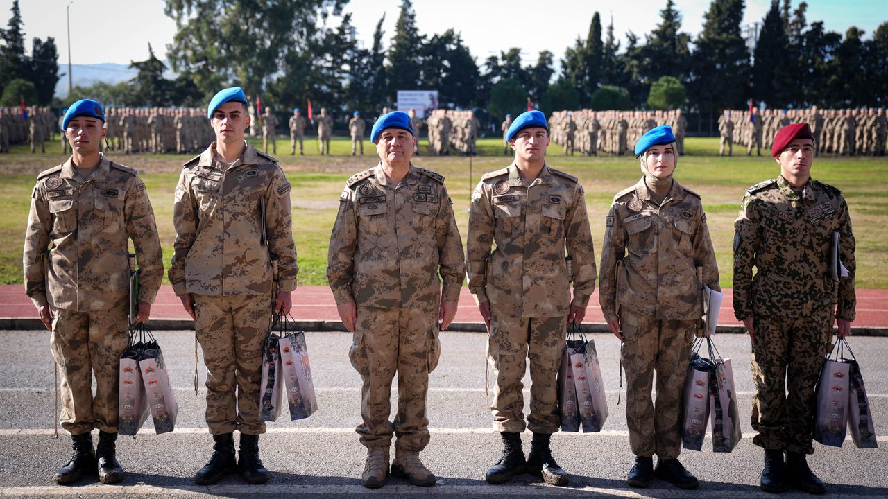 Komando kursunu başarıyla tamamladılar