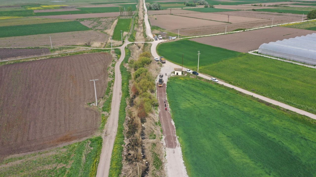 Halalca'nın arazi yolu için çalışma başlatıldı