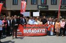 CHP'liler Özgür Özel'e saldırıyı protesto etti