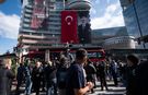 CHP Genel Merkezi’nde “Tahliye” Gerginliği: Polis ve Partililer Karşı Karşıya Geldi