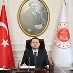 Bakan Gürlek Duyurdu! 31 Avukat Hakkında Gözaltı Kararı! 39 Hukuk Bürosunda Arama Yapılıyor