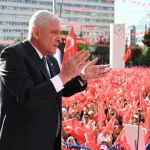 İYİ Parti'nin "Bayrak Mitingi" Bu Akşam Balıkesir'de: Müsavat Dervişoğlu Meydana İniyor!