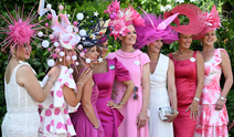 At Yarışı Bahane, Şıklık Yarışı Şahane! Royal Ascot'ta Soylular Geçidi!