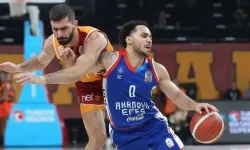 Anadolu Efes Galatasaray’ı Farklı Geçti: 34 Sayılık Zafer!