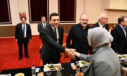 AK Parti'de 'Bir Sofrada Demokrasi' Buluşması