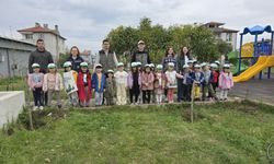 Miniklerden Ormana Büyük Destek! Bigadiç’te Fidanlar Toprakla Buluştu