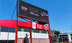 Altında elli liralık yemek, üstünde pırlanta reklamı!
