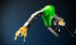 Akaryakıta Yeni Zam Kapıda! Petrol Fiyatlarında ABD-Çin Etkisiyle Sert Yükseliş