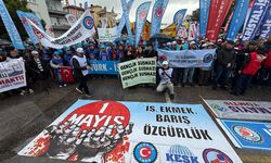 Patronla emekçi aynı meydanda halay çeker mi?