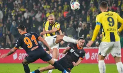 Başakşehir-Fenerbahçe Maçının İlk 11'leri Belli Oldu!